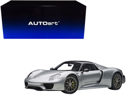 Porsche 918 Spyder Weissach Package Silver 1/12 Model Car by Autoart