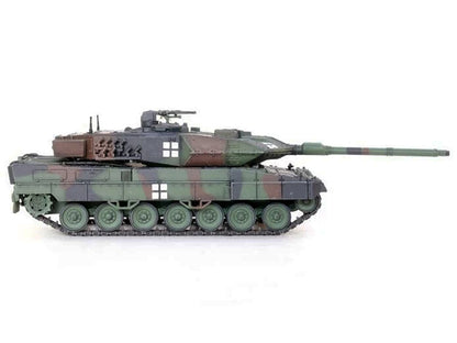 Leopard 2A6 Main Battle Tank Green Camouflage "Ukrainian Army" "Armor Premium" Series 1/72 Diecast Model by Panzerkampf