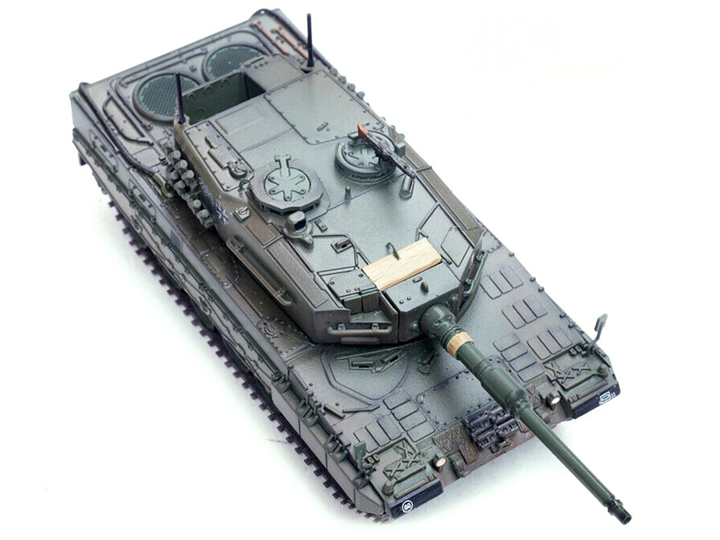 Leopard 2A4 Main Battle Tank with Snorkel "Green Camouflage" German Army "Armor Premium" Series 1/72 Diecast Model by Panzerkampf