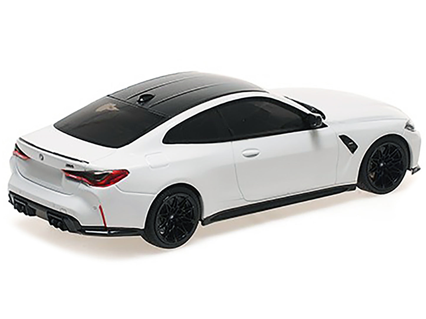 2020 BMW M4 White with Carbon Top Limited Edition to 720 pieces Worldwide 1/18 Diecast Model Car by Minichamps