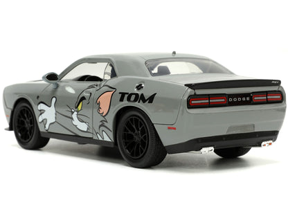 2015 Dodge Challenger Hellcat Gray with "Tom" Graphics and Jerry Diecast Figure "Tom and Jerry" "Hollywood Rides" Series 1/24 Diecast Model Car by Jada