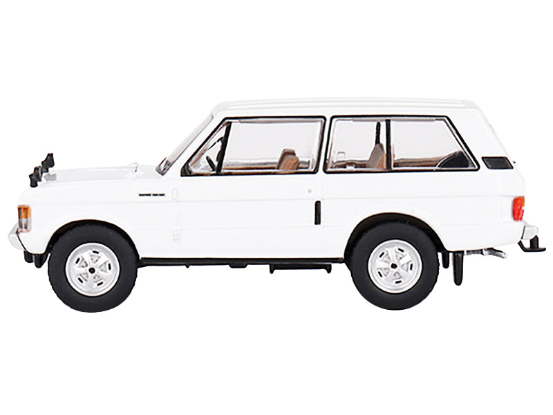 Range Rover Davos White Limited Edition to 1560 pieces Worldwide 1/64 Diecast Model Car by True Scale Miniatures