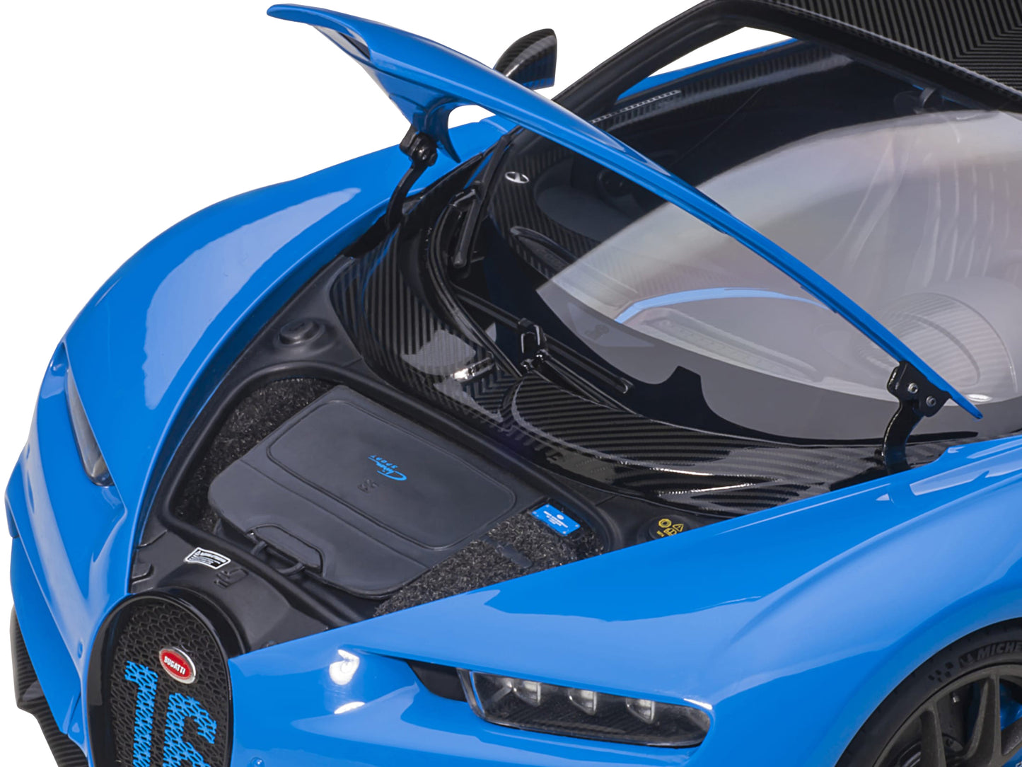 2019 Bugatti Chiron Sport French Racing Blue and Carbon 1/18 Model Car by Autoart