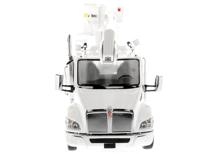 Kenworth T380 with Altec AA55 Aerial Service Truck White "Transport Series" 1/32 Diecast Model by Diecast Masters