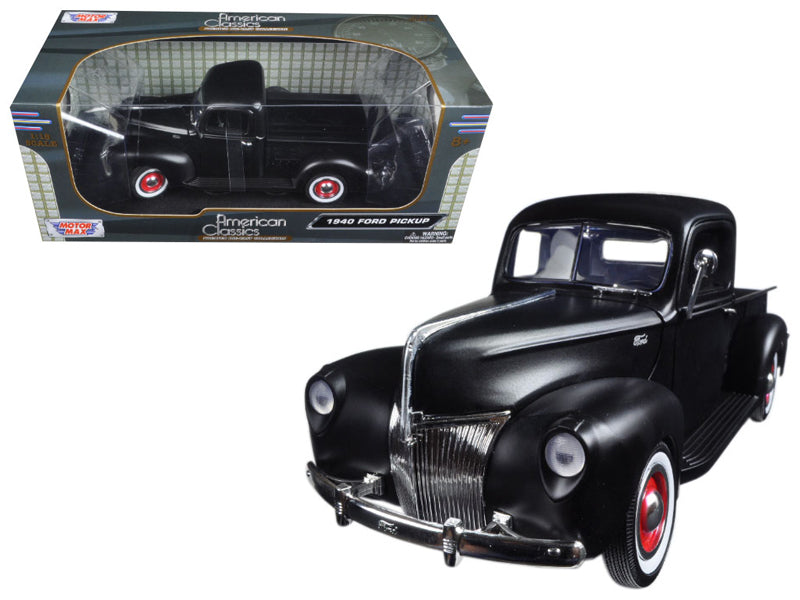 1940 Ford Pickup Matt Black 1/18 Diecast Model Car by Motormax