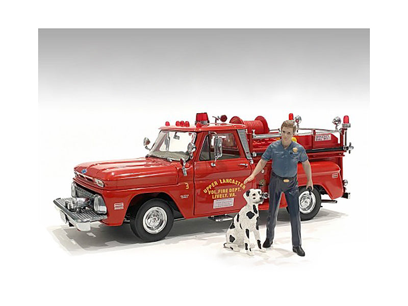 "Firefighters" 6 piece Figure Set (4 Males 1 Dog 1 Accessory) for 1/24 Scale Models by American Diorama