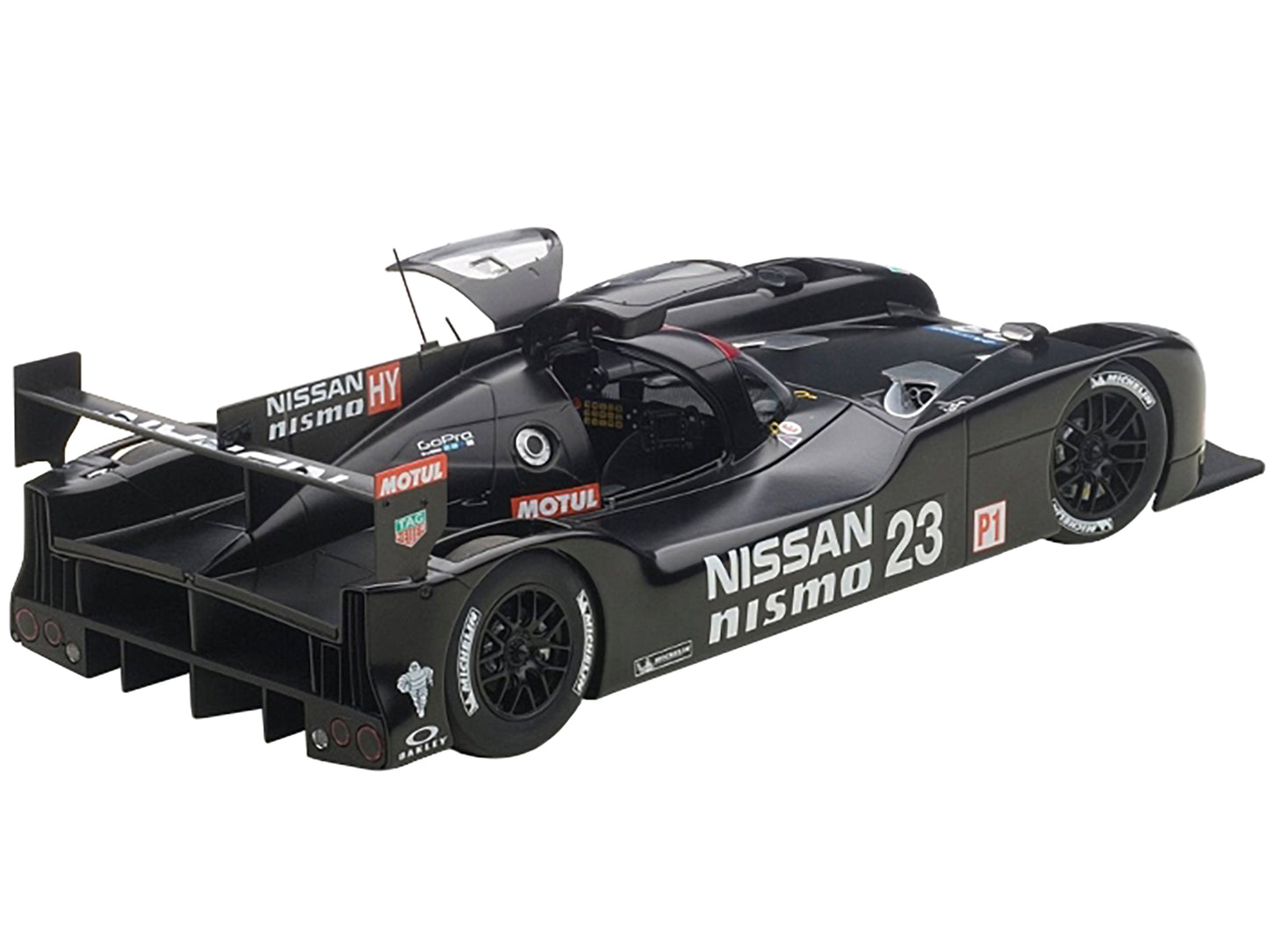 Nissan GT-R LM Nismo 2015 Test Car #23 1/18 Model Car by Autoart