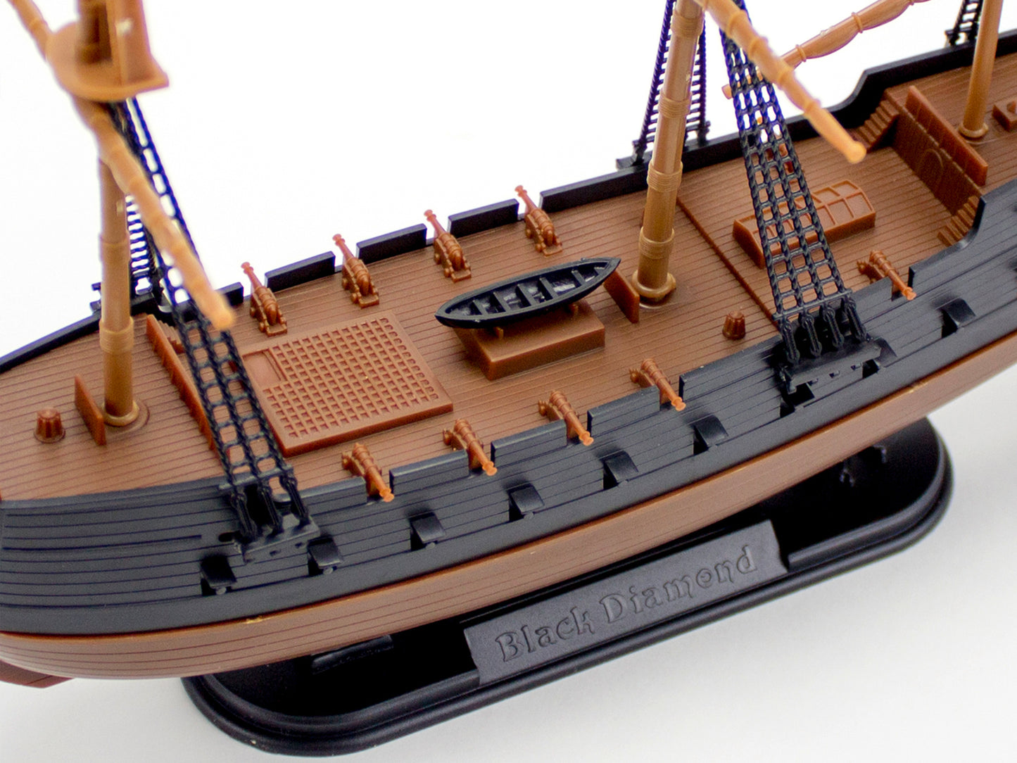 Level 2 Easy-Click Model Kit "The Black Diamond" Pirate Ship 1/350 Scale Model by Revell