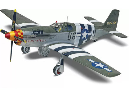 Level 4 Model Kit North American P-51B Mustang Fighter Aircraft 1/32 Scale Model by Revell