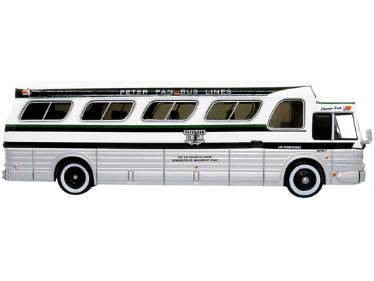 1966 GM PD4107 "Buffalo" Coach Bus "Peter Pan Bus Lines" Destination: "Providence" (Rhode Island) "Vintage Bus & Motorcoach Collection" 1/87 Diecast Model by Iconic Replicas