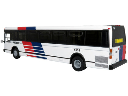 1980 Grumman 870 Advanced Design Transit Bus Metro Houston "40 Park Place" "Vintage Bus & Motorcoach Collection" 1/87 Diecast Model by Iconic Replicas