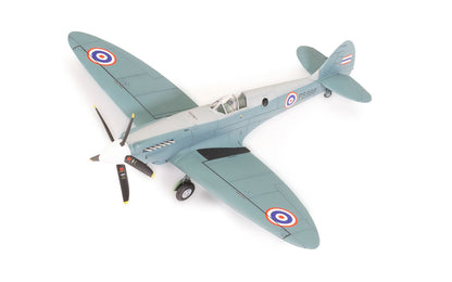 Level 1 Model Kit Supermarine Spitfire PR.XIX Fighter Aircraft 1/72 Plastic Model Kit by Airfix