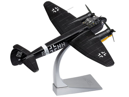 Junkers Ju-88C-6 Nightfighter Bomber Aircraft "R4+HH Gerhard Bohme 1./NJG.2 Catania Airfield Sicily" (1942) German Luftwaffe "The Aviation Archive" Series 1/72 Diecast Model by Corgi