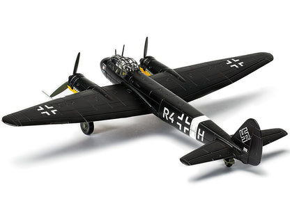 Junkers Ju-88C-6 Nightfighter Bomber Aircraft "R4+HH Gerhard Bohme 1./NJG.2 Catania Airfield Sicily" (1942) German Luftwaffe "The Aviation Archive" Series 1/72 Diecast Model by Corgi