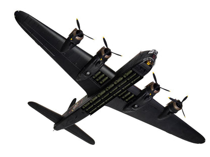 Short Stirling Bomber Aircraft "LJ542 EX-G The Gremlin Teaser RAF No.199 Squadron North Creake" (1944) Royal Air Force "The Aviation Archive" Series 1/72 Diecast Model by Corgi