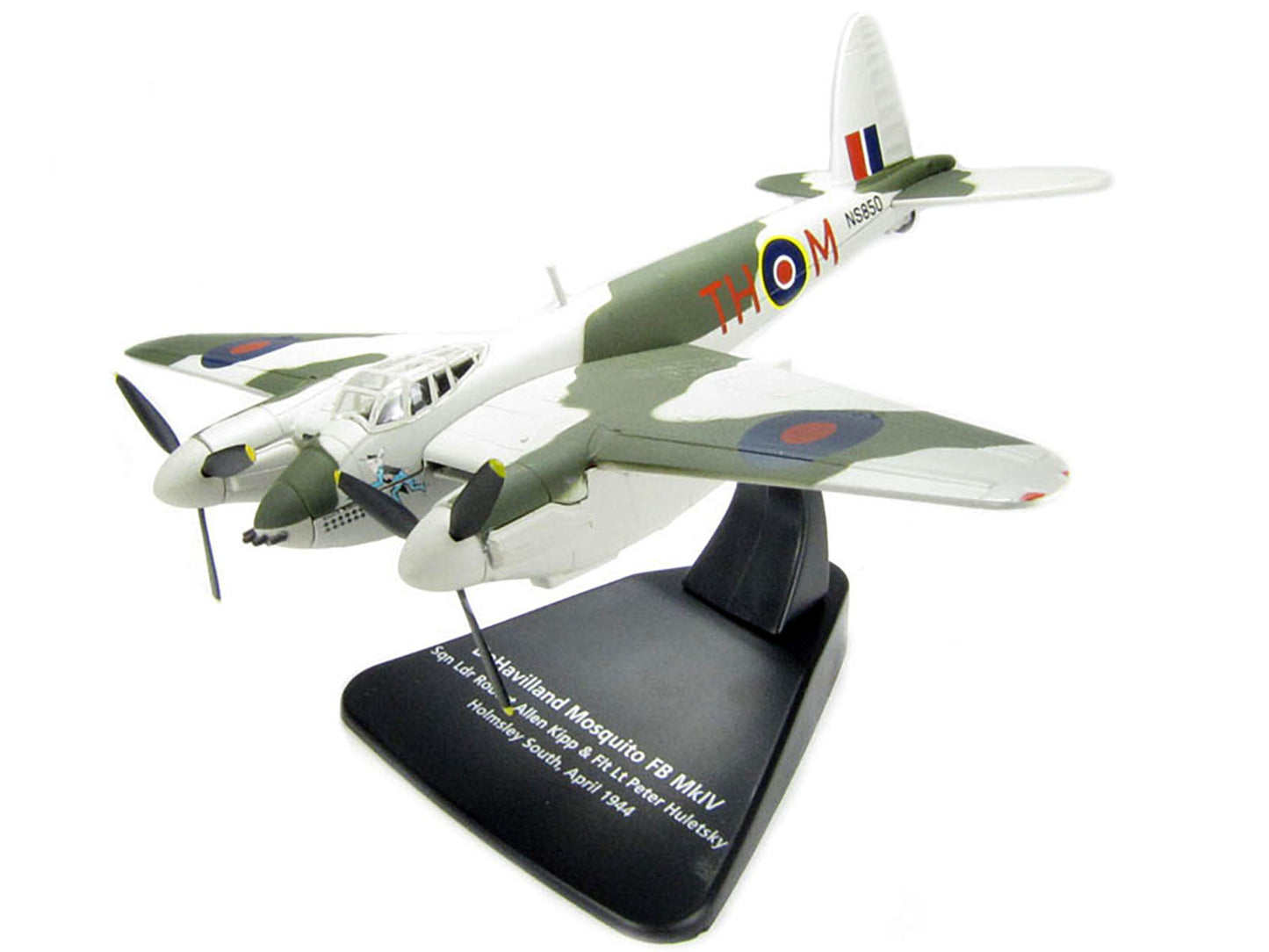 DeHavilland Mosquito FB MKVI Combat Aircraft "Sqd. Ldr. Robert Allen Kip and Flt. Lt. Peter Huletsky Holmsley South" (1944) Royal Air Force "Oxford Aviation" Series 1/72 Diecast Model Airplane by Oxford Diecast