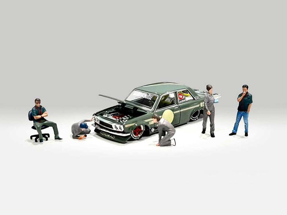 "Top Tuners" 6 piece Diecast Figure Set (5 Figures, 1 Chair) Limited Edition for 1/64 Scale Models by American Diorama