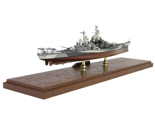 USS Missouri (BB-63) Iowa-class Battleship "Battle of Okinawa" (1945) United States Navy (Full Hull Edition) "Battleship" Series 1/700 Diecast Model by Forces of Valor