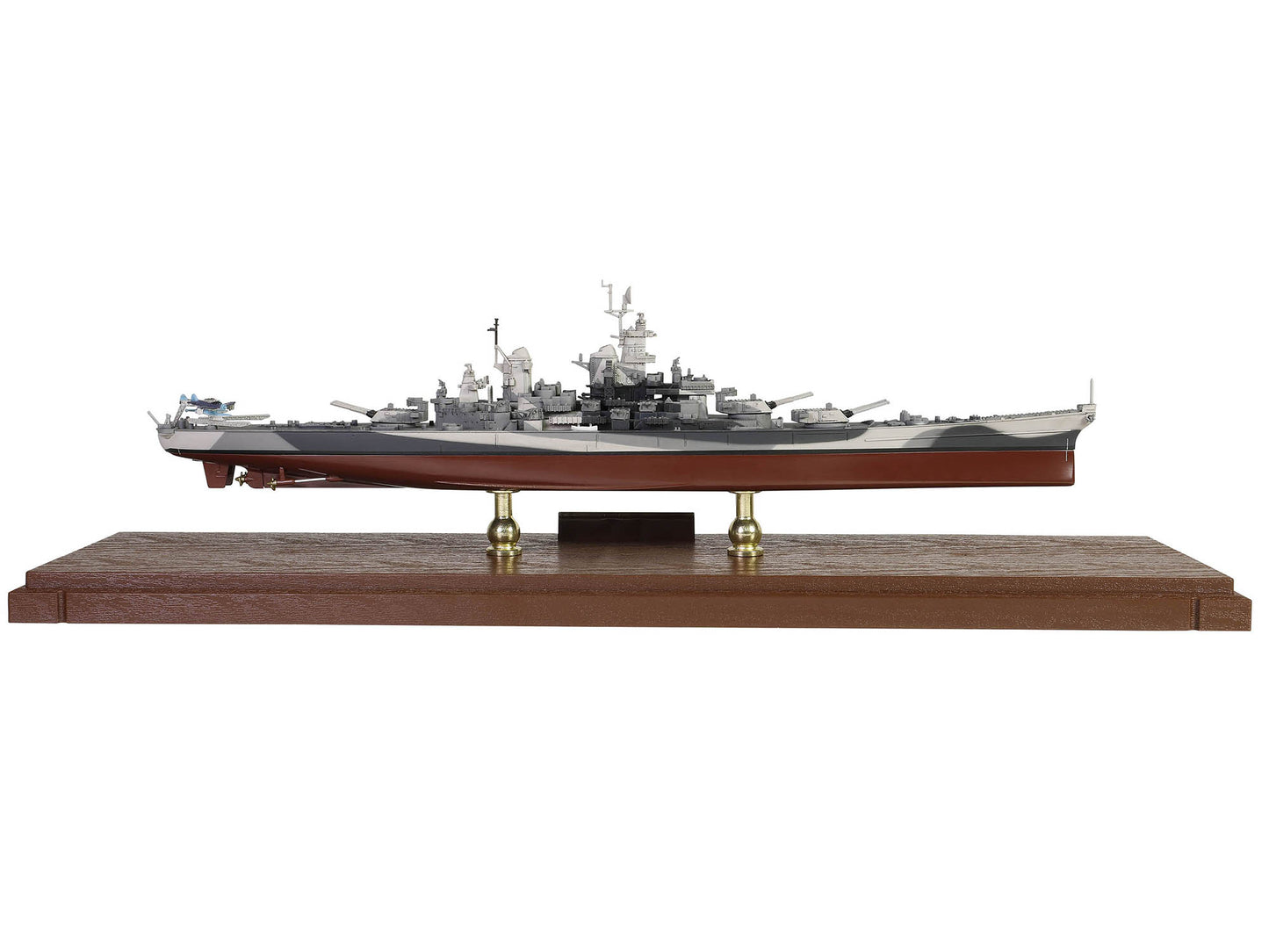 USS Missouri (BB-63) Iowa-class Battleship "Battle of Okinawa" (1945) United States Navy (Full Hull Edition) "Battleship" Series 1/700 Diecast Model by Forces of Valor