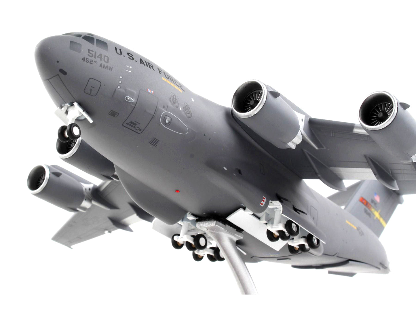 Boeing C-17 Globemaster III Transport Aircraft "March Air Force Base" United States Air Force "Gemini 200" Series 1/200 Diecast Model Airplane by GeminiJets