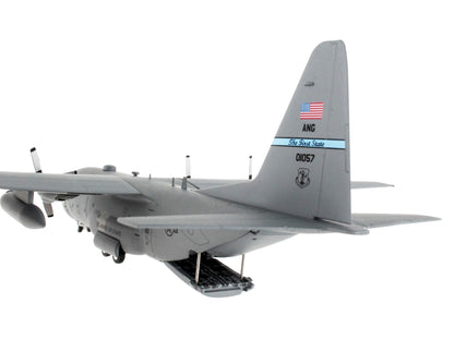 Lockheed C-130H Hercules Transport Aircraft "Delaware Air National Guard" United States Air Force "Gemini 200" Series 1/200 Diecast Model Airplane by GeminiJets