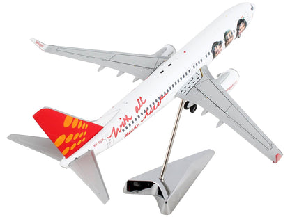 Boeing 737-800 Commercial Aircraft "SpiceJet" White with Red Tail "Gemini 200" Series 1/200 Diecast Model Airplane by GeminiJets