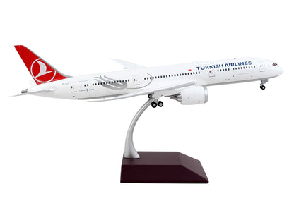 Boeing 787-9 Commercial Aircraft "Turkish Airlines" White with Red Tail "Gemini 200" Series 1/200 Diecast Model Airplane by GeminiJets