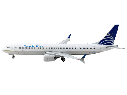 Boeing 737 MAX 9 Commercial Aircraft "Copa Airlines" (HP-9907CMP) White with Blue Tail 1/400 Diecast Model Airplane by GeminiJets