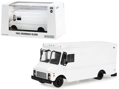 1993 Grumman Olson Van White 1/43 Diecast Model Car by Greenlight