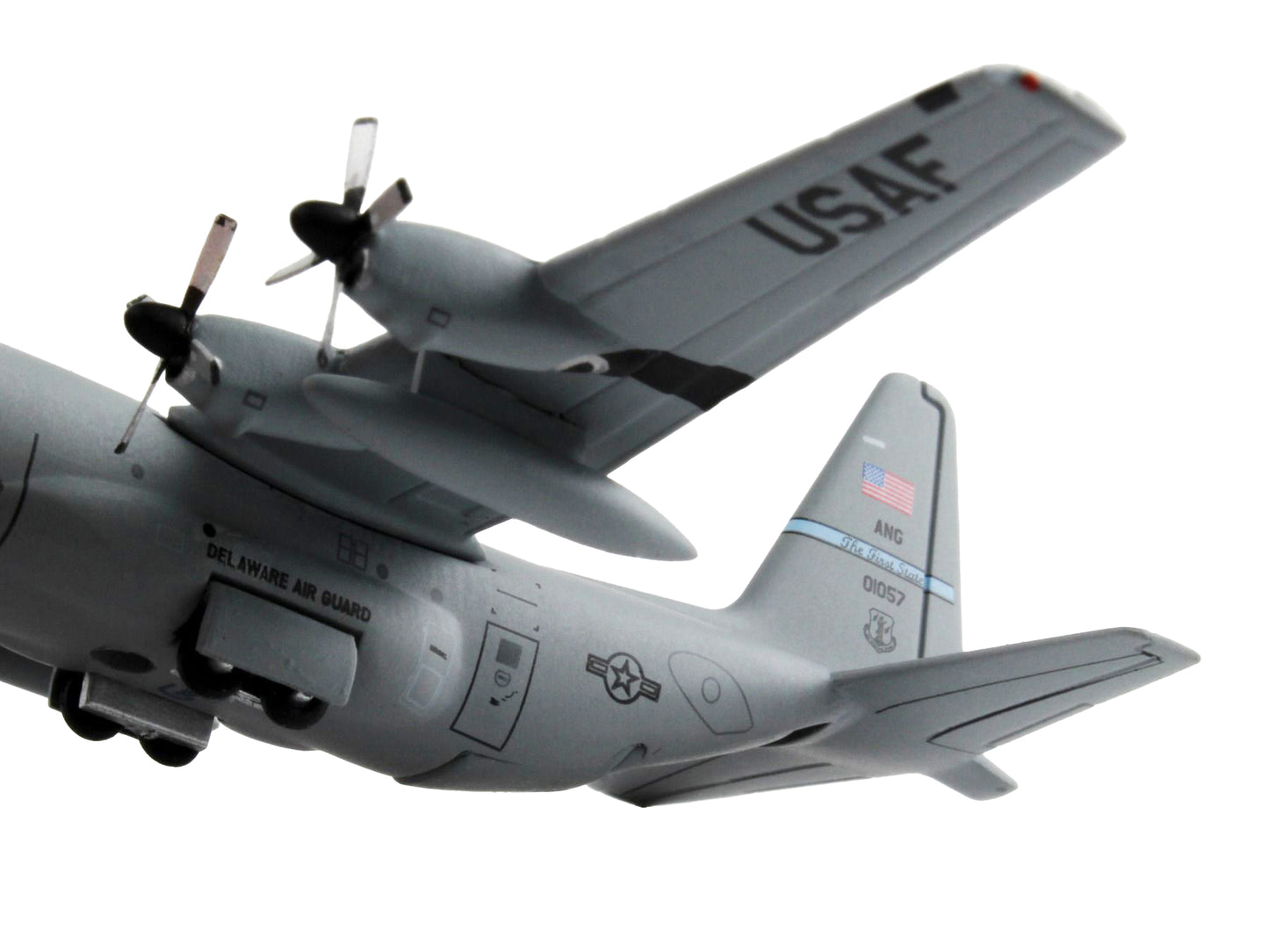 Lockheed C-130H Hercules Transport Aircraft "166th Airlift Wing" United States Air Force "Gemini Macs" Series 1/400 Diecast Model Airplane by GeminiJets