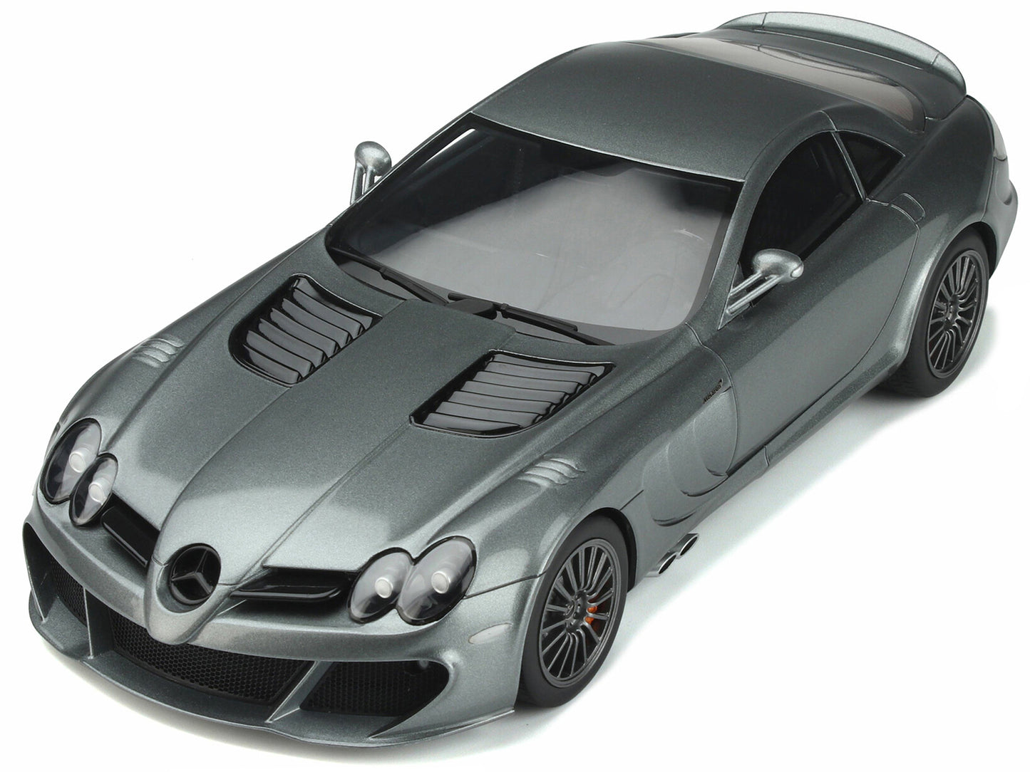 2010 Mercedes-Benz SLR MSO Edition Selenite Gray Metallic 1/18 Model Car by GT Spirit