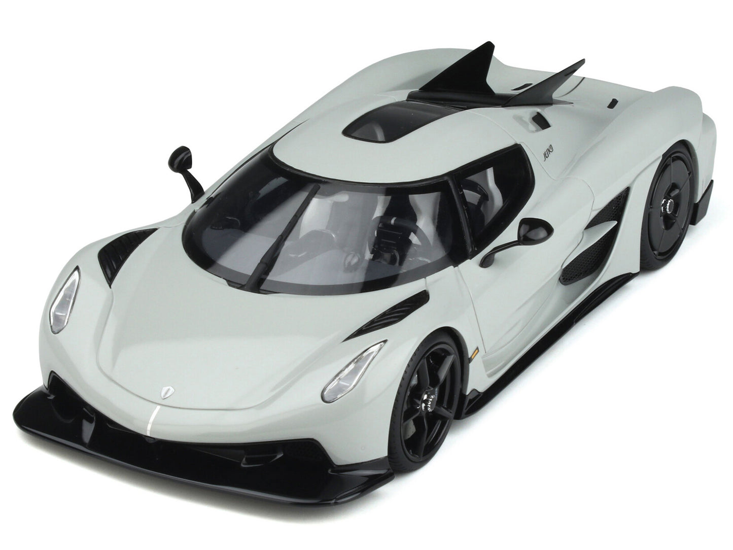 2022 Koenigsegg Jesko Absolut White Metallic 1/18 Model Car by GT Spirit