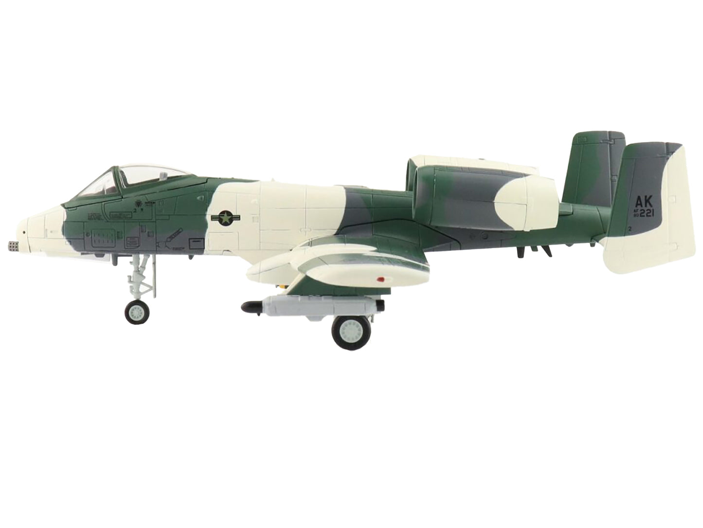 Fairchild Republic A-10A Thunderbolt II Attack Aircraft "Arctic Scheme 18th TFS 343rd Composite Wing Alaska" (1982) United States Air Force "Air Power Series" 1/72 Diecast Model by Hobby Master