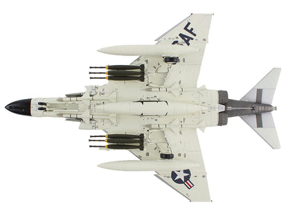 McDonnell Douglas F-4C Phantom II Fighter-Bomber Aircraft "45th TFS Ubon Thailand" (1965) United States Air Force "Air Power Series" 1/72 Diecast Model by Hobby Master