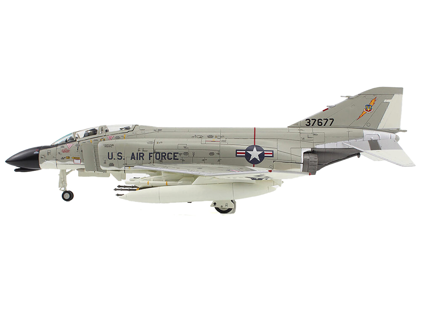 McDonnell Douglas F-4C Phantom II Fighter-Bomber Aircraft "433rd TFS 8th TFW Ubon Thailand" (1966) United States Air Force "Air Power Series" 1/72 Diecast Model by Hobby Master