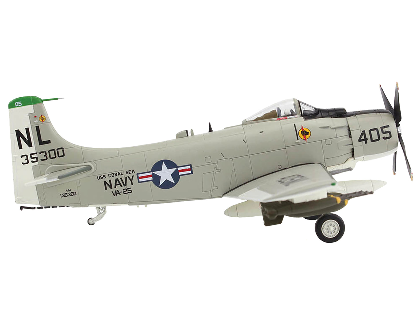 Douglas A-1H Skyraider Attack Aircraft "Last Combat Mission VA-25 USS Coral Sea" (1967) United States Navy "Air Power Series" 1/72 Diecast Model by Hobby Master