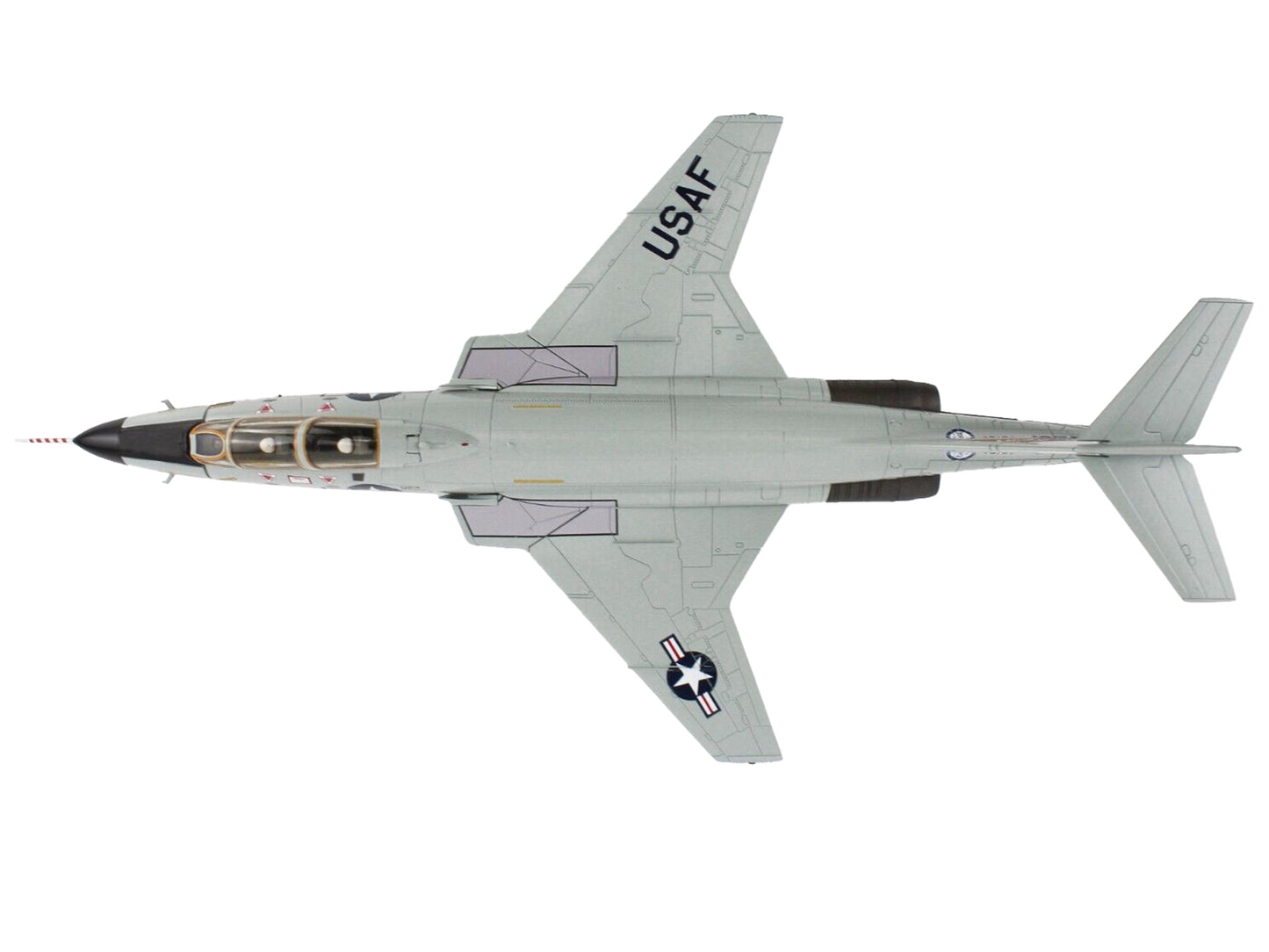 McDonnell RF-101B Voodoo Fighter Aircraft "The Happy Hooligans" (1975) United States Air Force "Air Power Series" 1/72 Diecast Model by Hobby Master