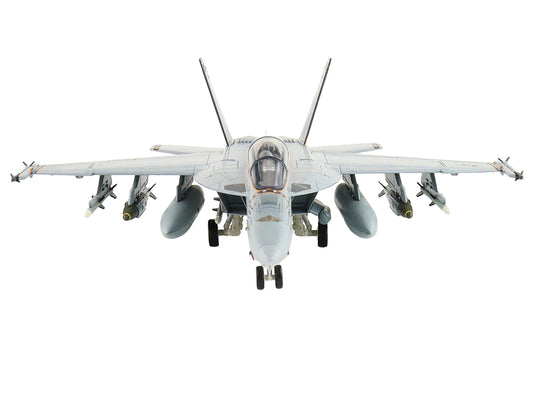 Boeing F/A-18F Super Hornet Fighter Aircraft "VFA-122 Flying Eagles" (2022) United States Navy "Air Power Series" 1/72 Diecast Model by Hobby Master