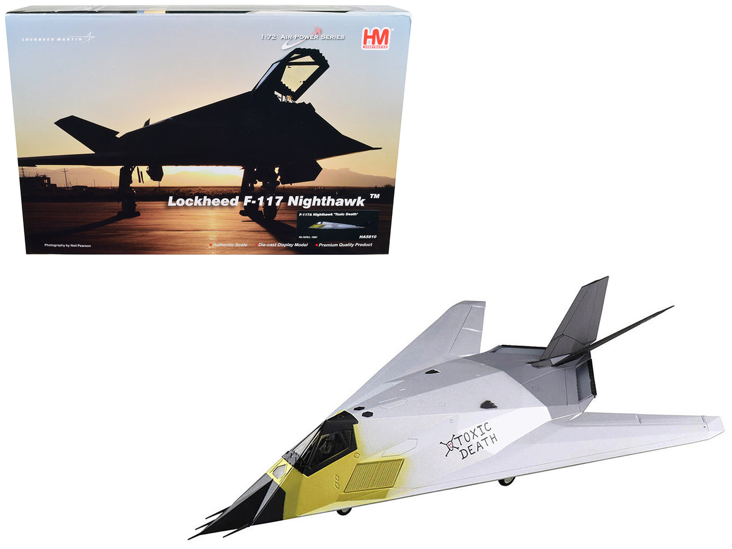 Lockheed F-117A Nighthawk Stealth Aircraft "Toxic Death" (1991) "Air Power Series" 1/72 Diecast Model by Hobby Master