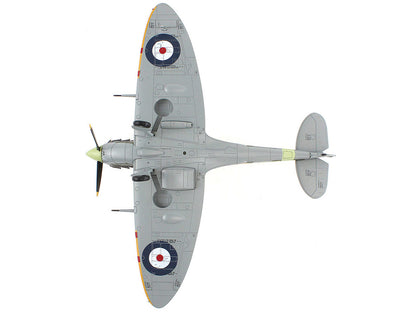 Supermarine Spitfire Mk Vb Fighter Aircraft "BM124 Squadron Leader Brendan 'Paddy' Finucane No. 602 Squadron" (1942) Royal Air Force "Air Power Series" 1/48 Diecast Model by Hobby Master