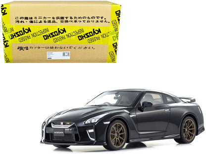 Nissan GT-R Premium Edition T-Spec RHD (Right Hand Drive) Midnight Purple Metallic 1/18 Model Car by Kyosho