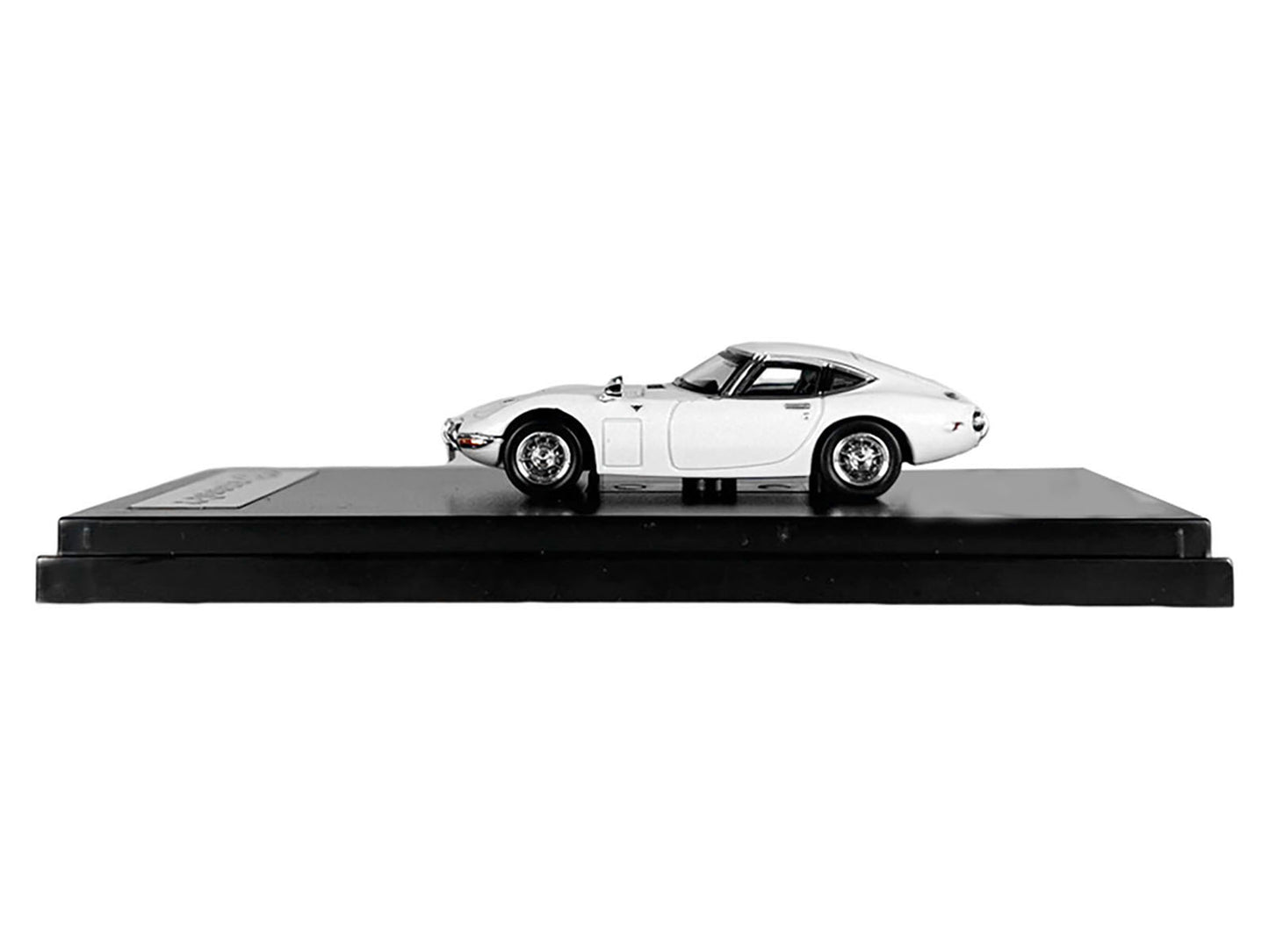 Toyota 2000GT White 1/64 Diecast Model Car by LCD Models