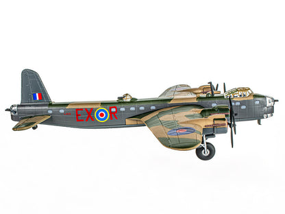 Short Stirling Mk.III Aircraft "Jolly Roger No. 199 Squadron 100 Group" (1943) British Royal Air Force "Planes of World War II" Series 1/144 Diecast Model Airplane by Luppa