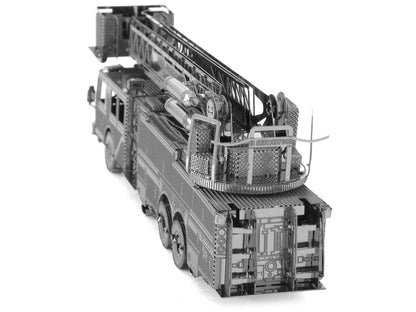 Model Kit Fire Engine "Fort Johnson Tower 6" (Moderate Difficulty) Steel Model by Metal Earth