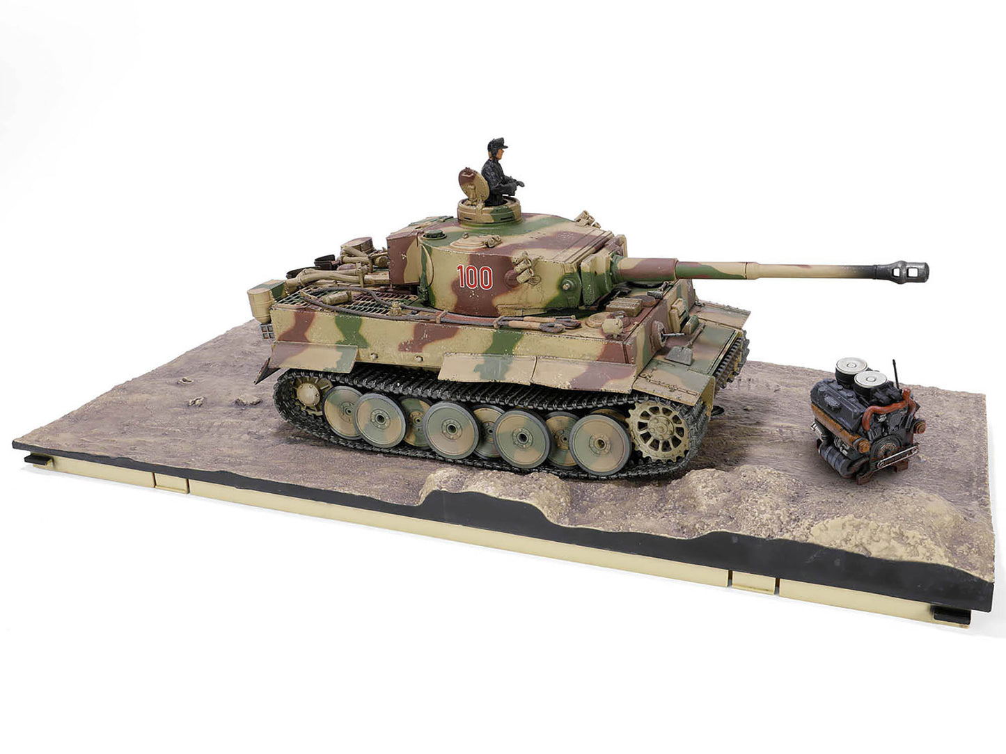 German Sd.Kfz.181 PzKpfw VI Tiger Ausf. E Heavy Tank Tiger I (Early Production) "Schwere Panzerabteilung 505 No. 100 Eastern front Kursk" (1943) German Army "Engine Plus" Series 1/32 Diecast Model by Metal Proud