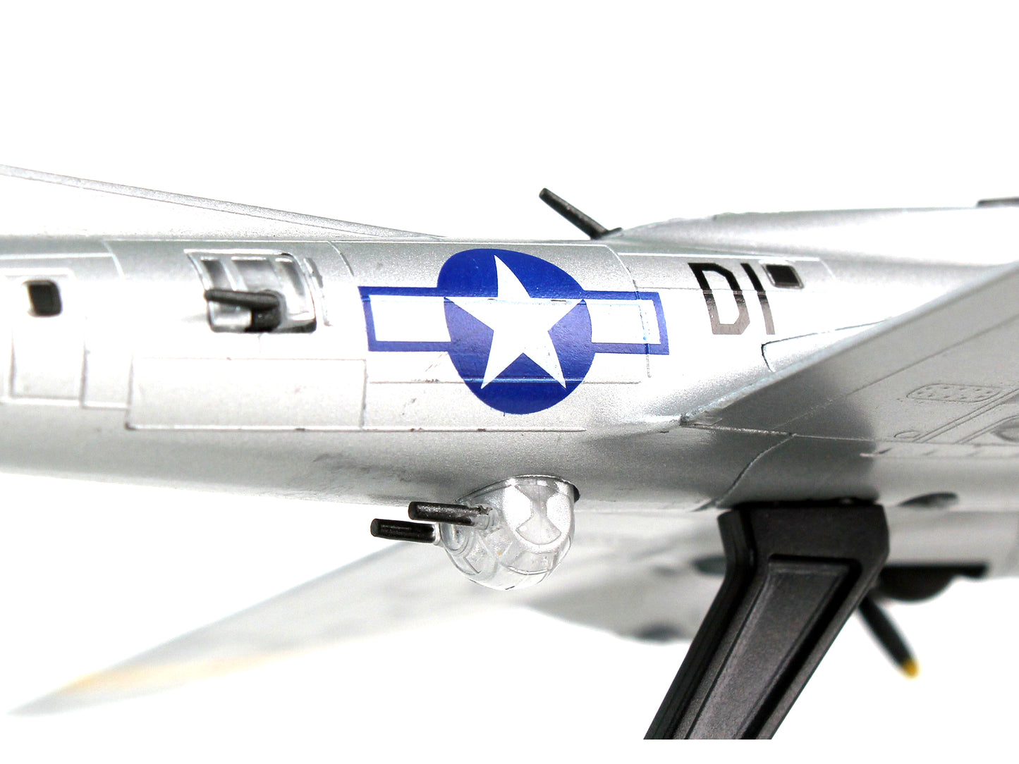 Boeing B-17G Flying Fortress Bomber Aircraft "Liberty Belle" United States Army Air Force 1/155 Diecast Model Airplane by Postage Stamp