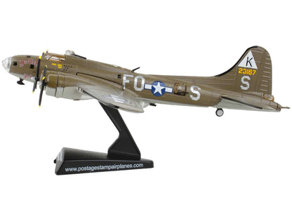 Boeing B-17 Flying Fortress Bomber Aircraft "Ye Olde Pub" United States Army Air Forces 1/155 Diecast Model Airplane by Postage Stamp