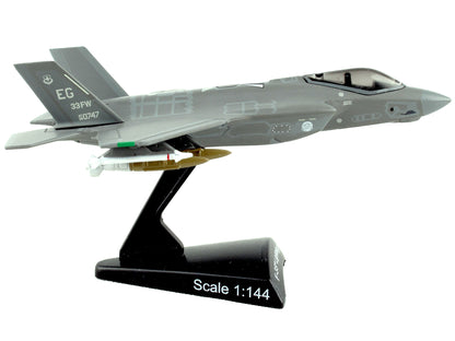 Lockheed Martin F-35 Lightning II Fighter Aircraft "AF08-0747 First in Service" United States Air Force 1/144 Diecast Model Airplane by Postage Stamp