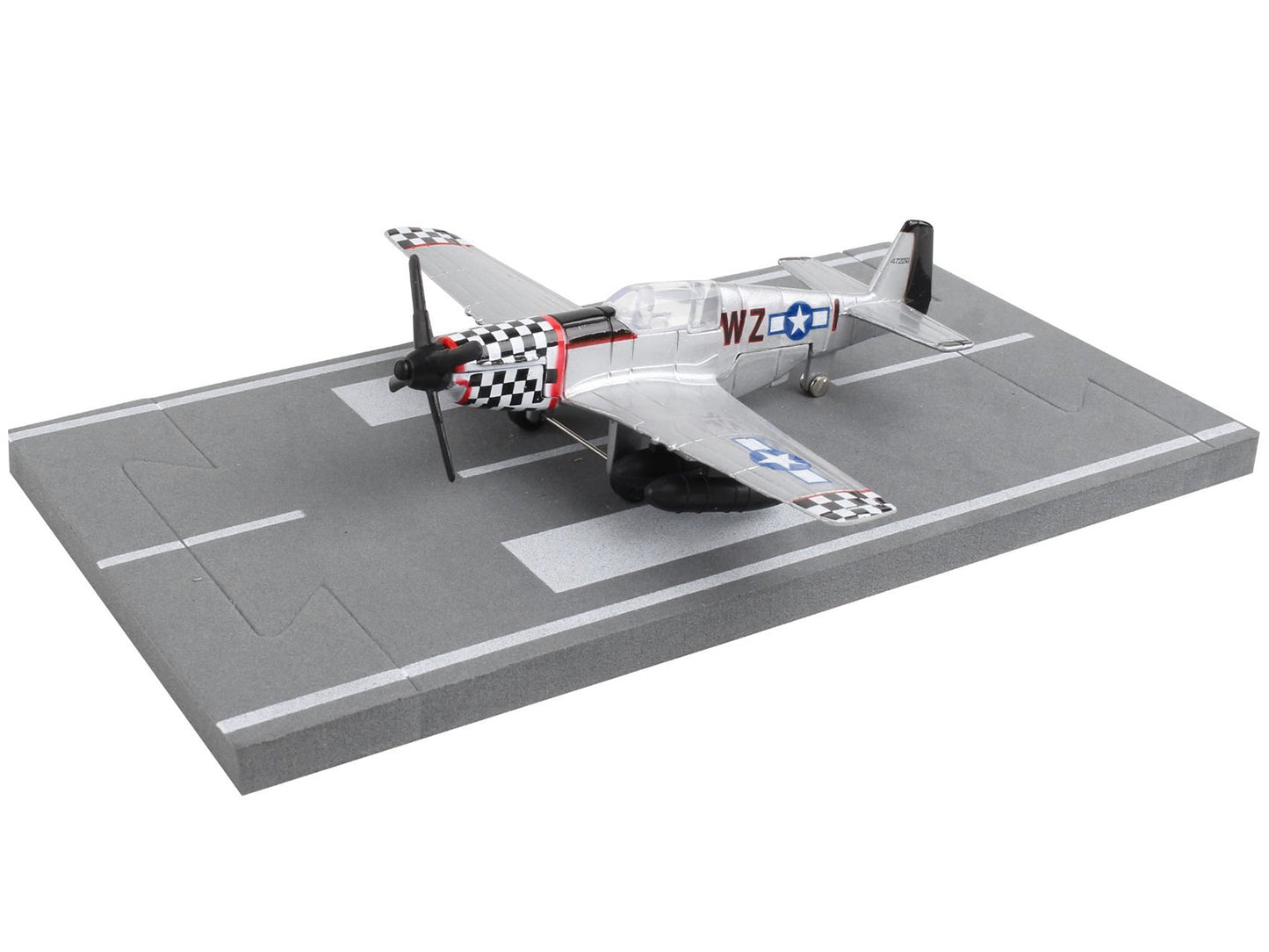 North American P-51 Mustang Fighter Aircraft Silver Metallic "United States Army Air Force" with Runway Section Diecast Model Airplane by Runway24