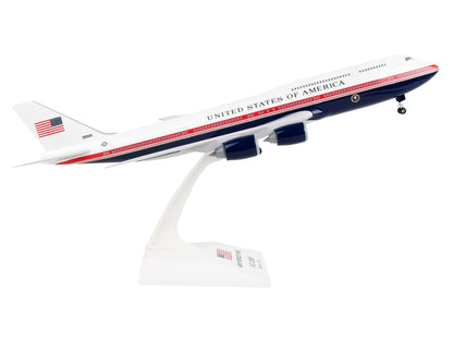 Boeing 747-8i (VC-25B) Commercial Aircraft "Air Force One - United States of America" (30000) White with Red and Blue Stripes (Snap-Fit) 1/200 Plastic Model by Skymarks